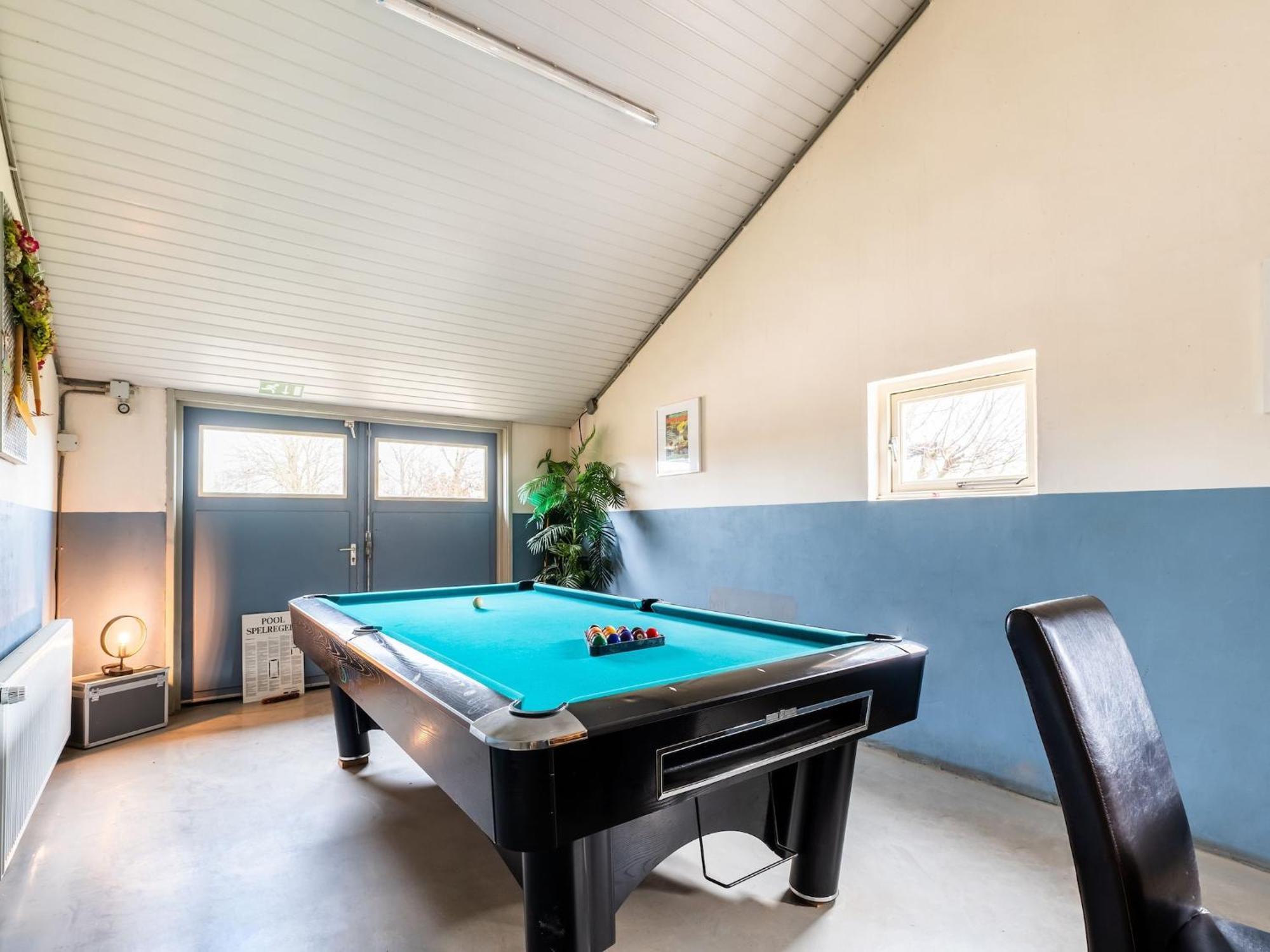 Spacious Farmhouse In Silvolde With Garden Eksteriør billede