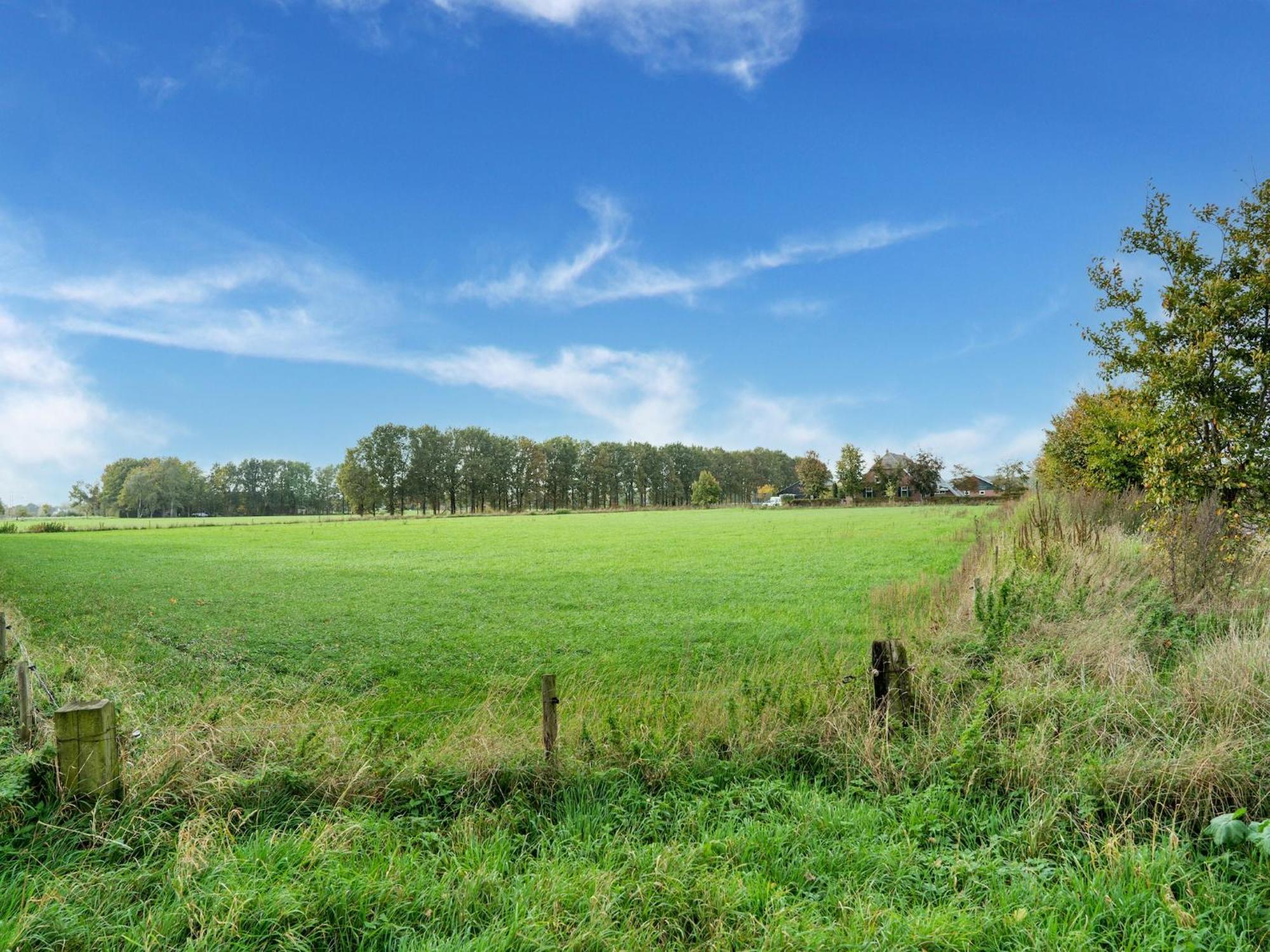 Spacious Farmhouse In Silvolde With Garden Eksteriør billede